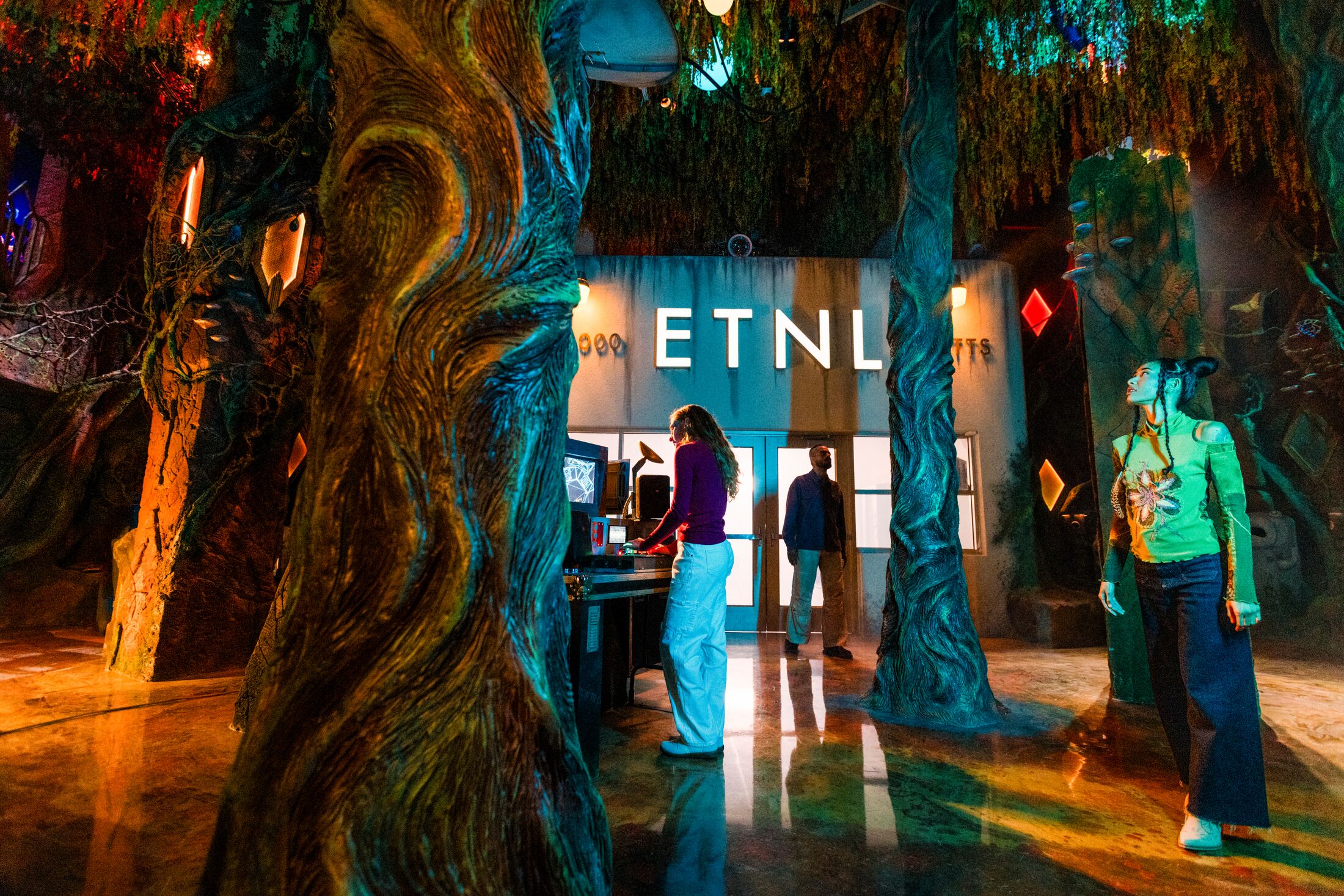 Meow Wolf Radio Tave in Houston